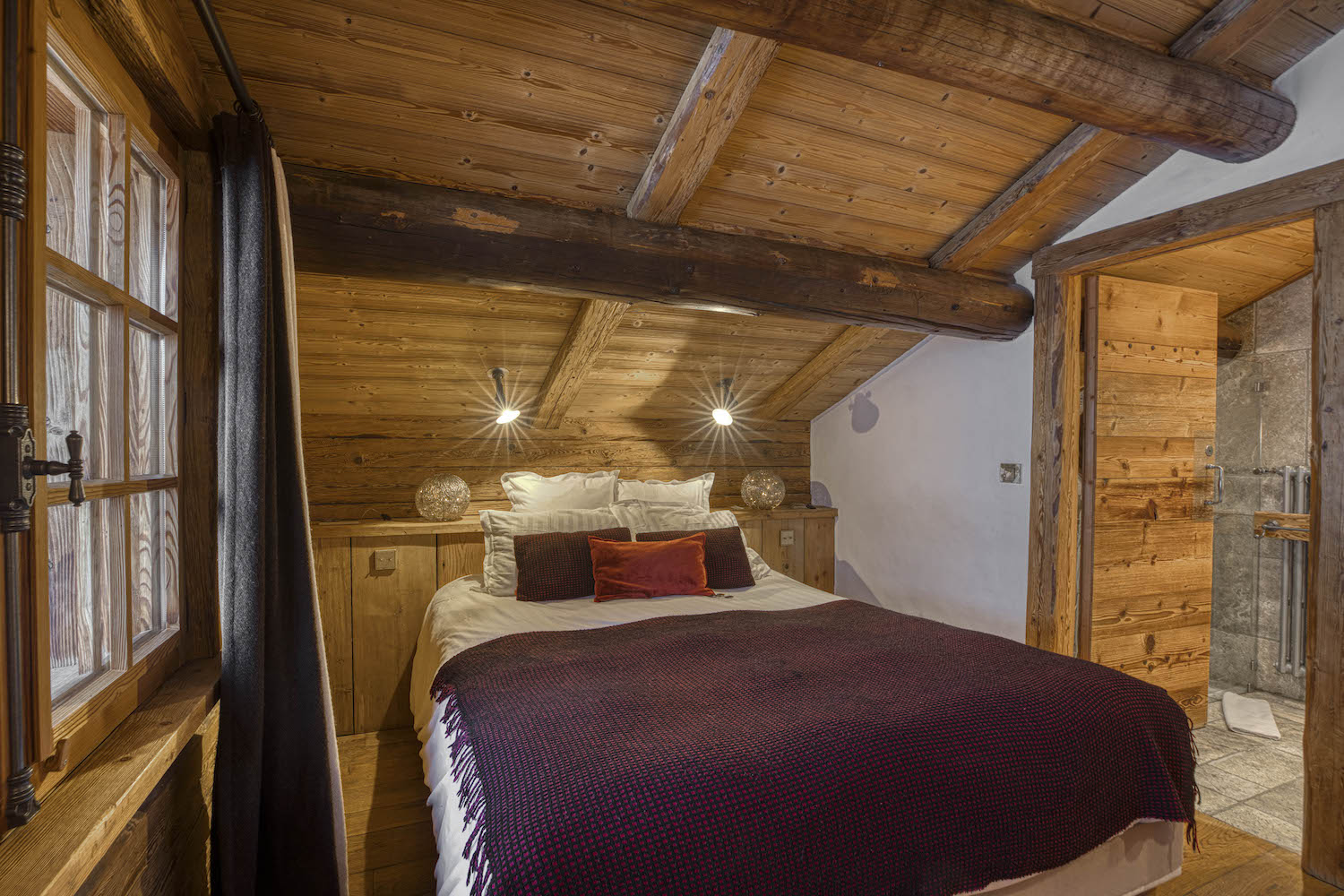 Chambres doubles vieux chalet - hôtel de qualité à La Clusaz