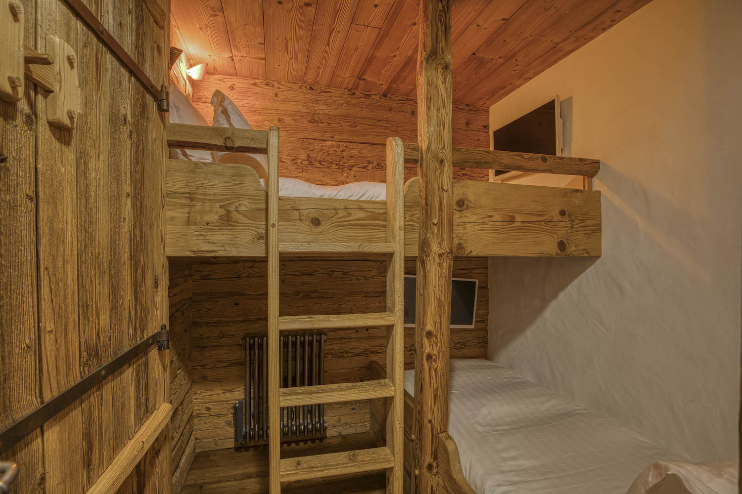 Suite Hôtel La Clusaz - Le Vieux Chalet